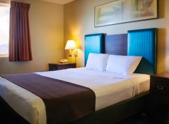 Arizona Charlie's Boulder king guest room