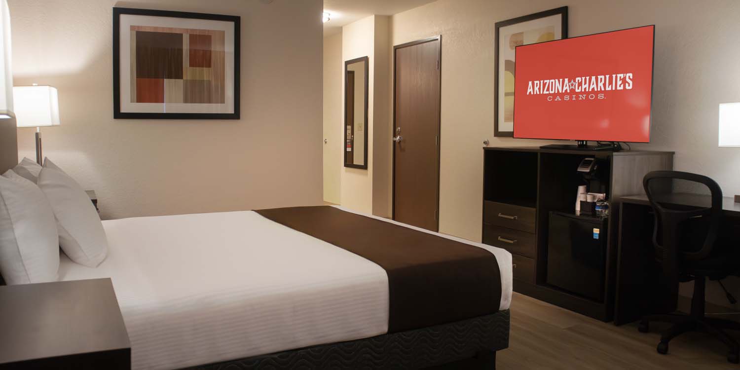 Arizona Charlie's Decatur guest room
