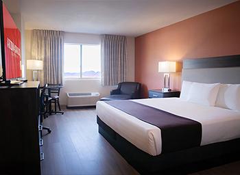 Arizona Charlie's Decatur Klondike king guest room