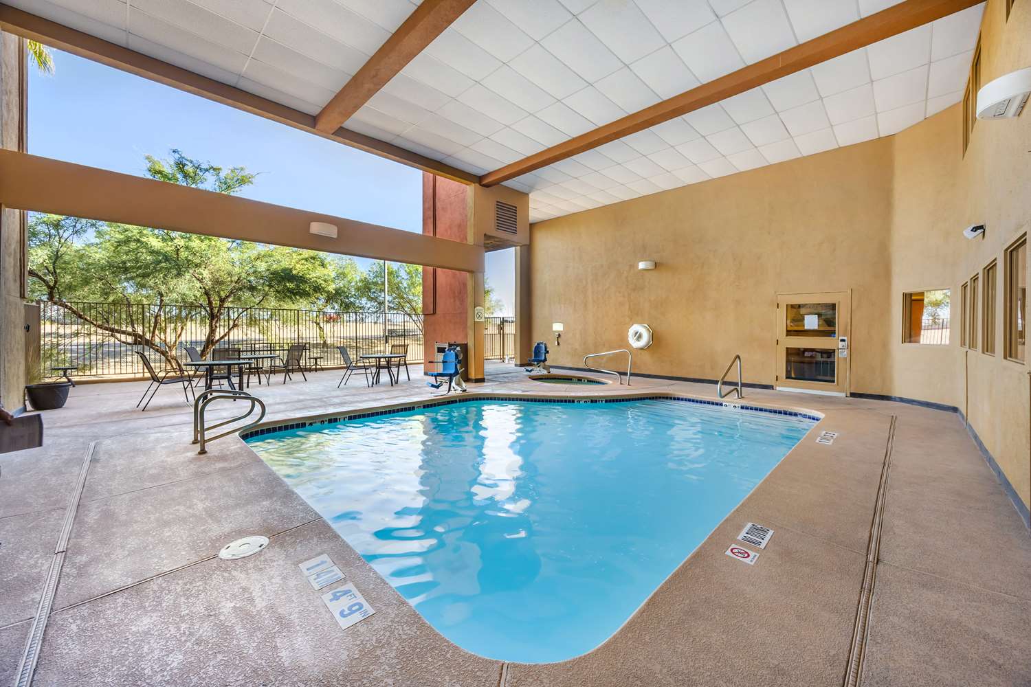 Best Western Plus North Las Vegas Inn and Suites pool