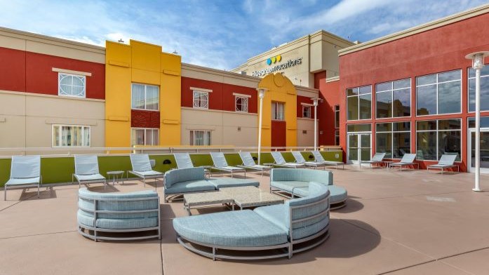 Bluegreen Club 36 resort sundeck