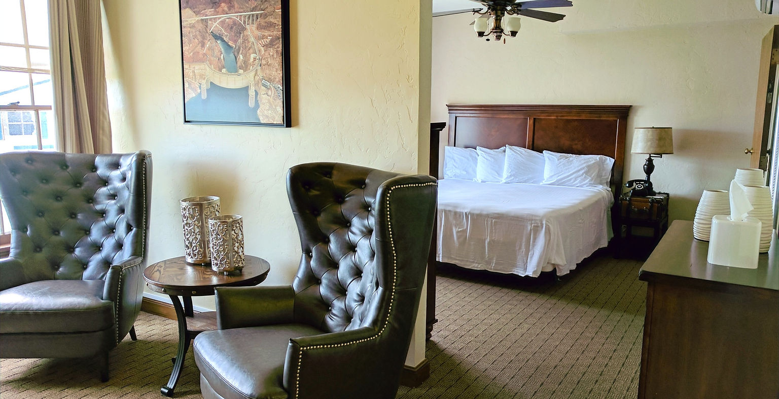 Boulder Dam Hotel king suite