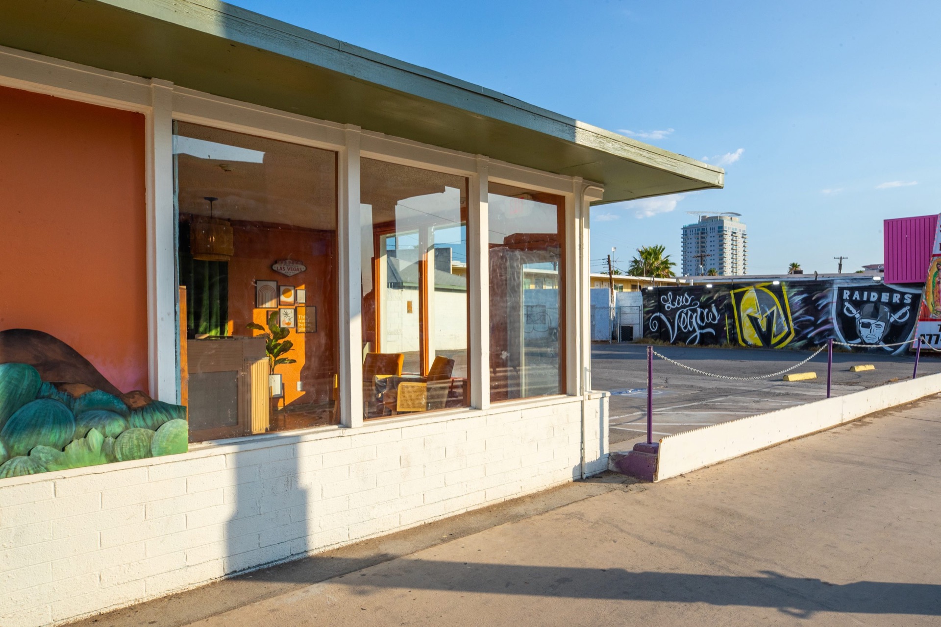 Bungalows Hostel exterior and reception entrance