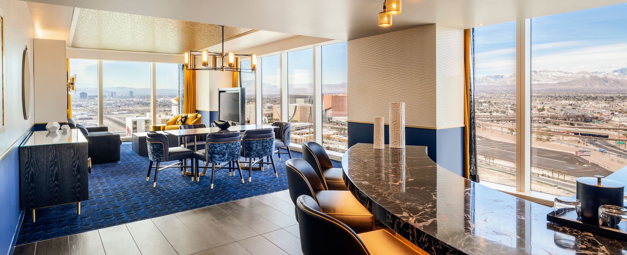 Circa panoramic sunset suite living and dining area