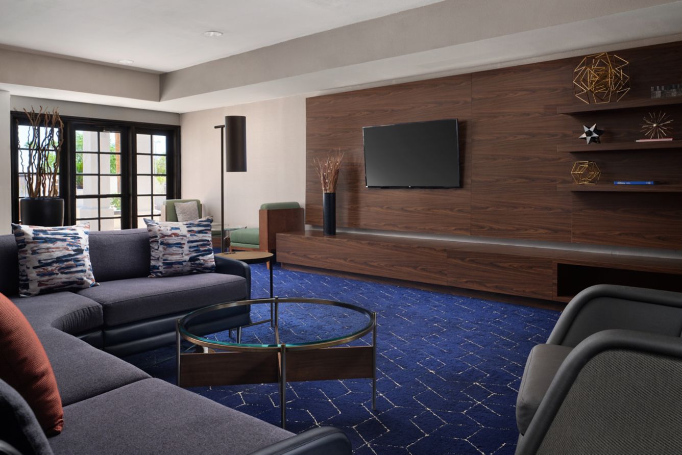 Courtyard Las Vegas Henderson Green Valley lobby seating