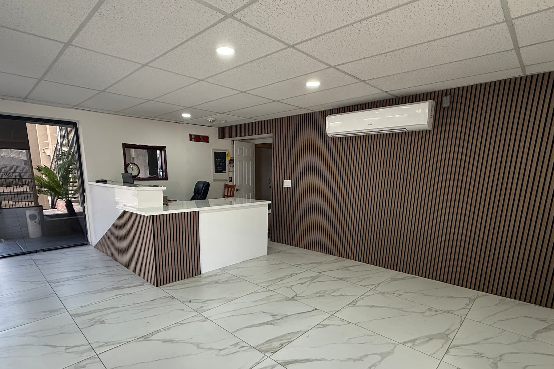 DTLV, a Baymont by Wyndham official hotel lobby