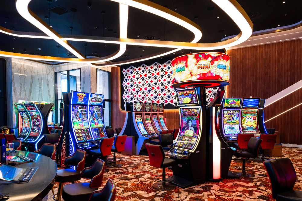 Ellis Island Hotel, Casino and Brewery casino interior