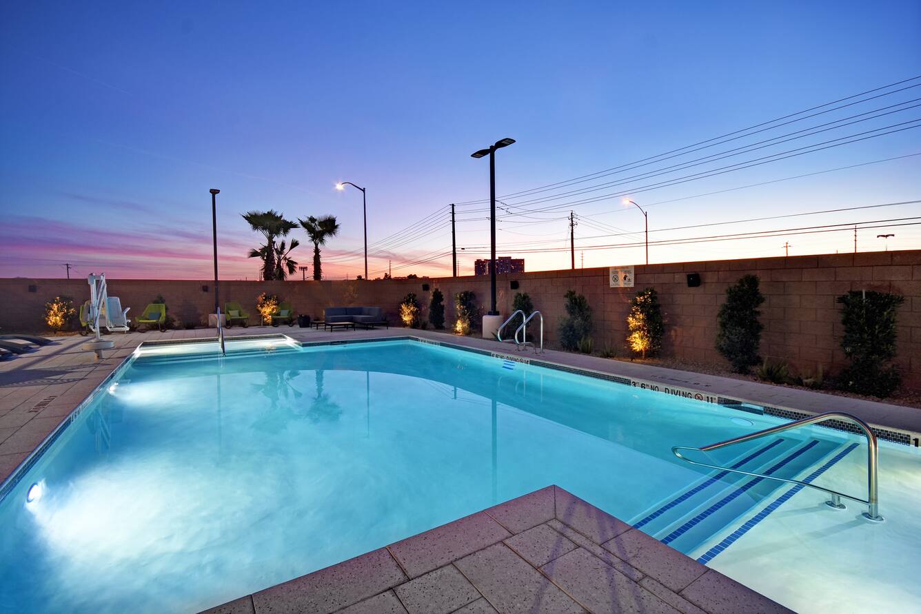 Hampton Inn Las Vegas Strip South outdoor pool at sunset