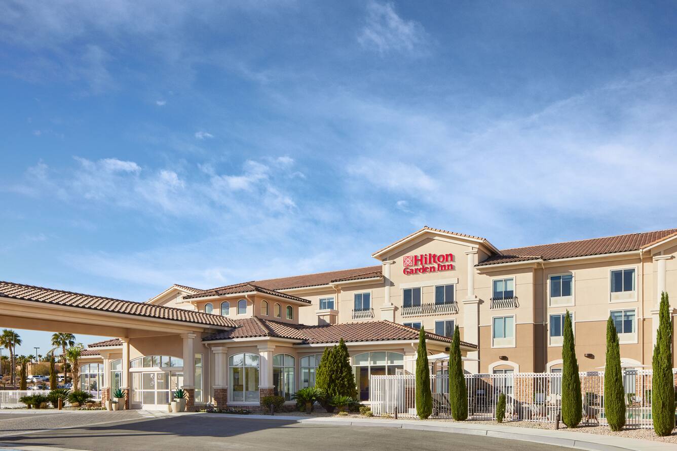 Hilton Garden Inn Henderson hotel exterior