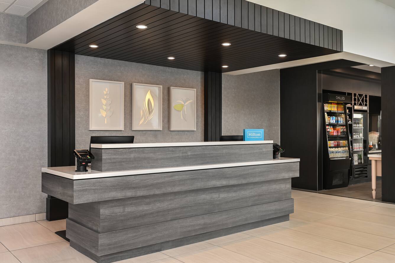 Hilton Garden Inn Las Vegas Strip South lobby front desk