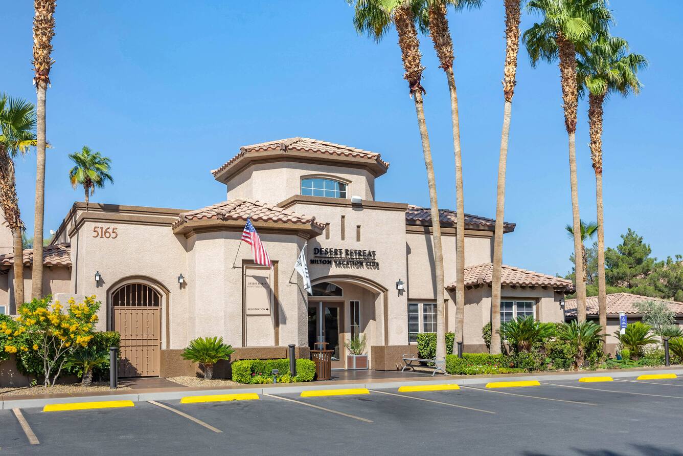 Hilton Vacation Club Desert Retreat Las Vegas hotel entrance exterior