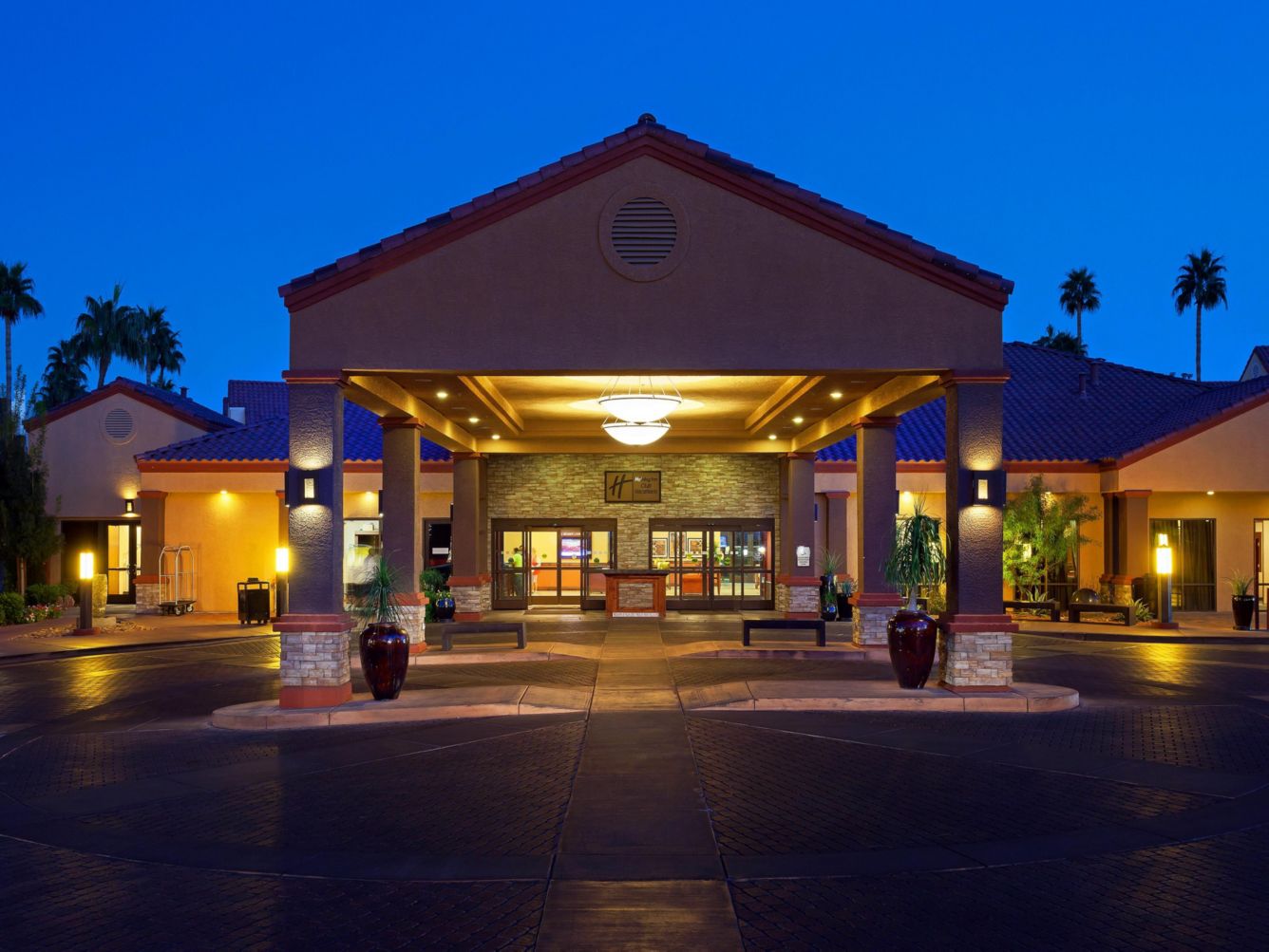 Holiday Inn Club Vacations at Desert Club Resort official property exterior