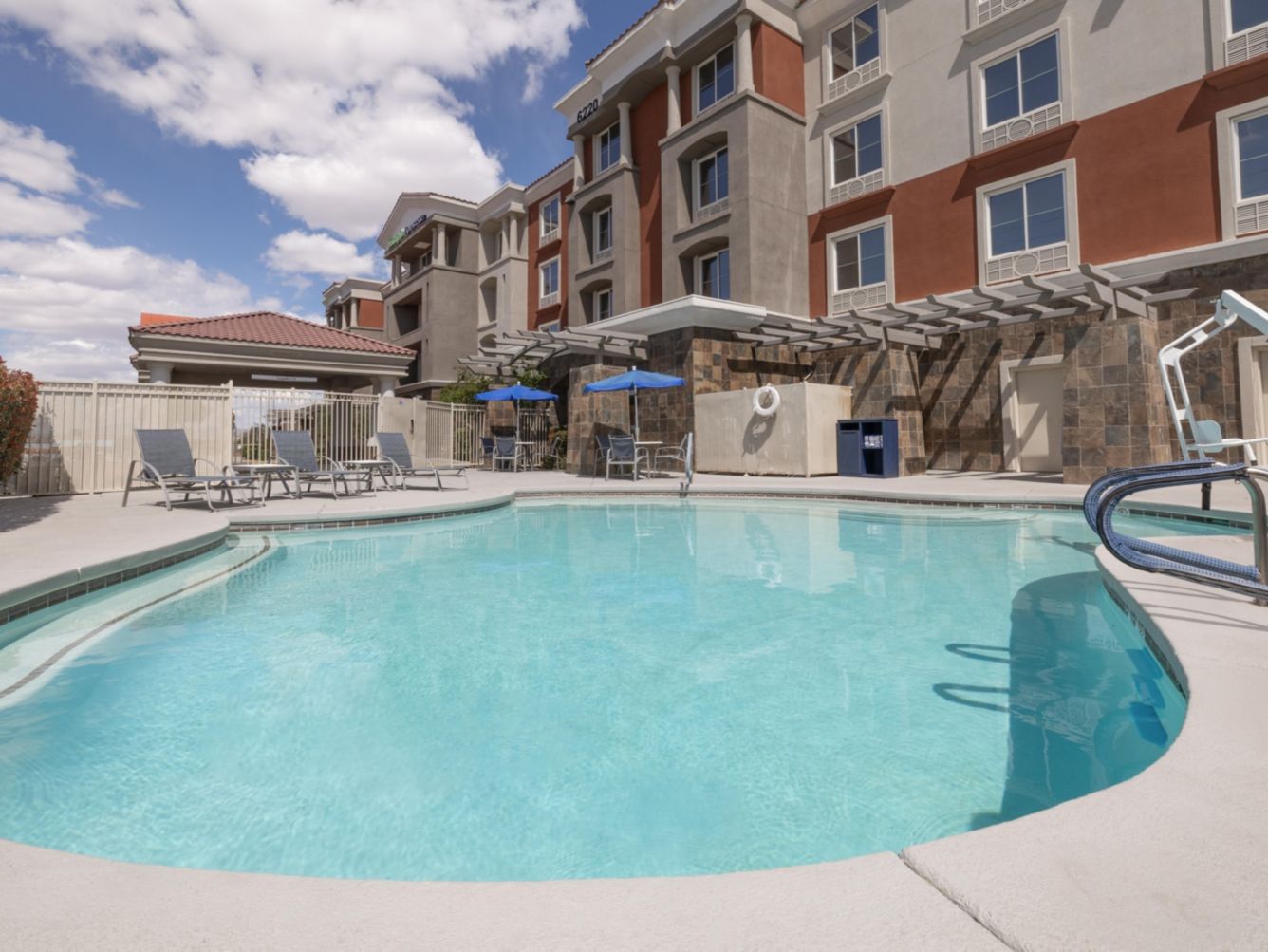 Holiday Inn Express & Suites Las Vegas SW - Spring Valley outdoor heated pool