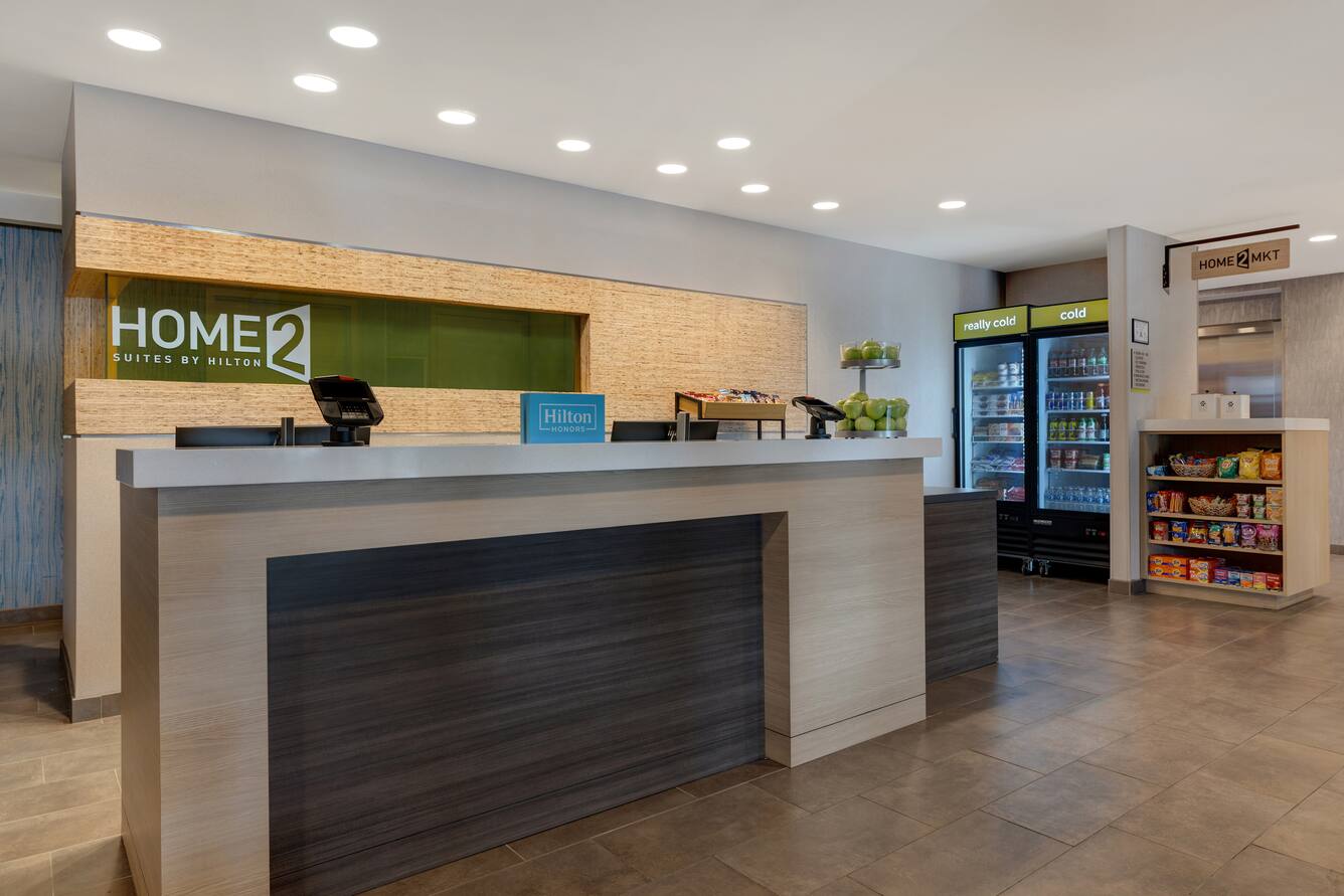 Home2 Suites by Hilton Las Vegas I-215 Curve front desk
