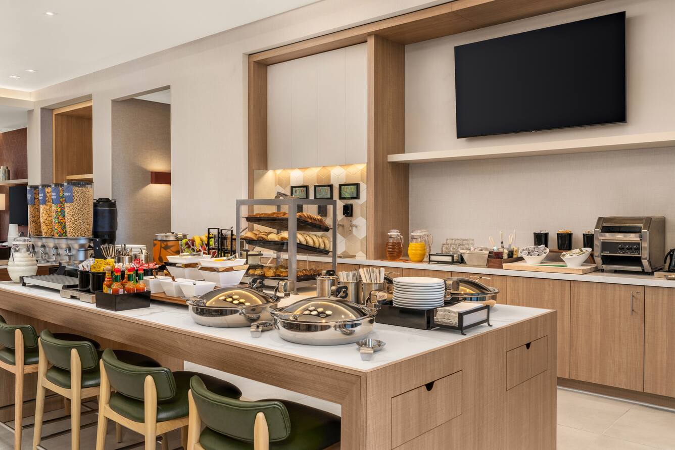 Homewood Suites by Hilton North Las Vegas Speedway breakfast area