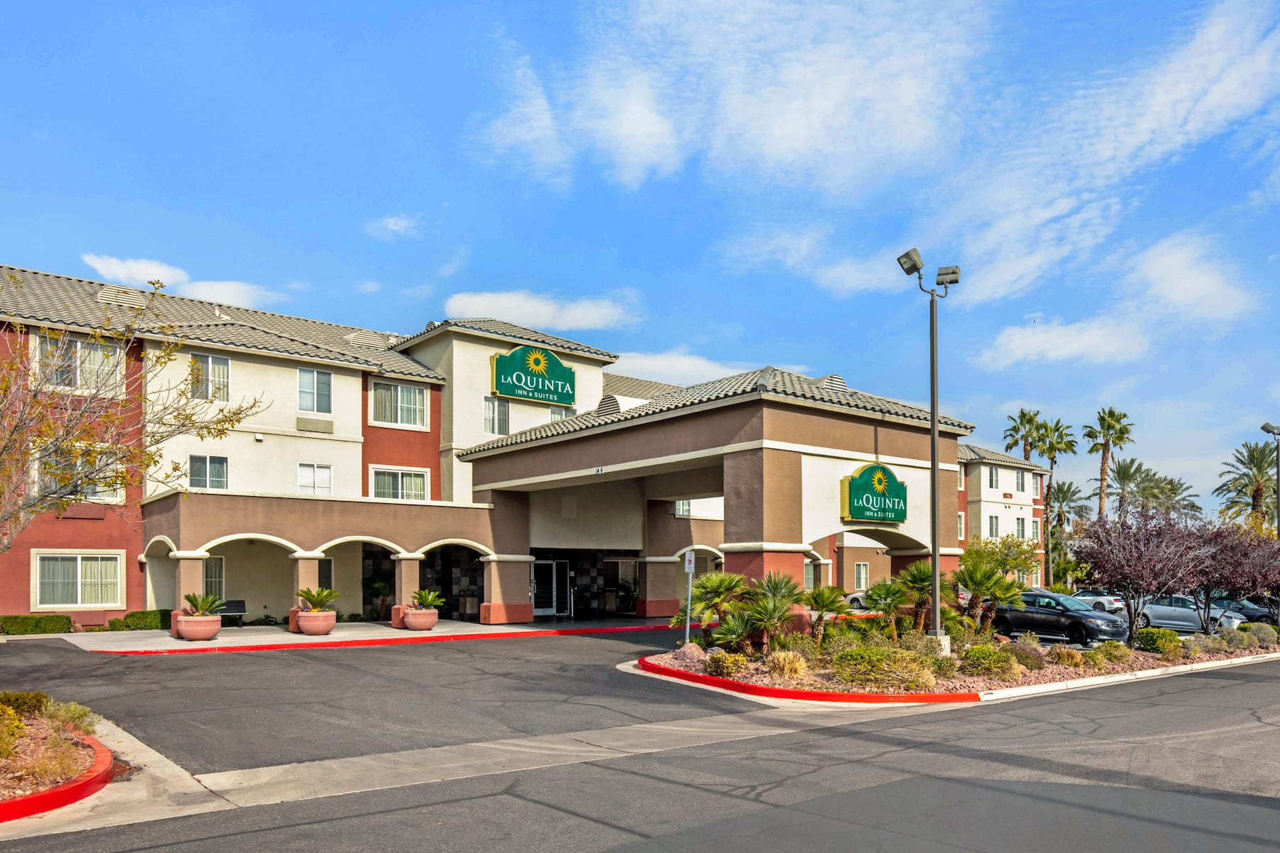 La Quinta Inn & Suites by Wyndham Las Vegas Red Rock hotel exterior
