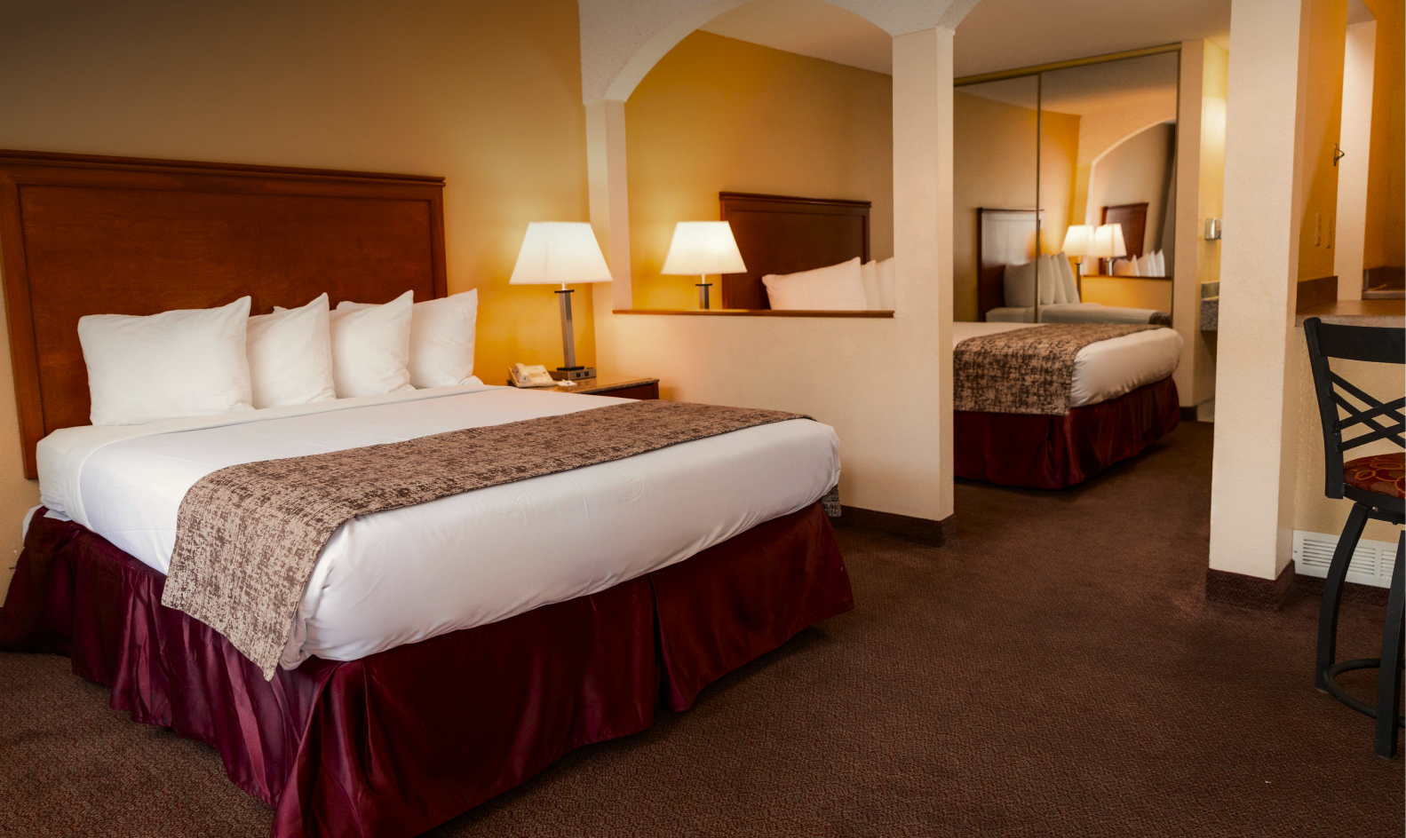 Mardi Gras Hotel and Casino guest suite