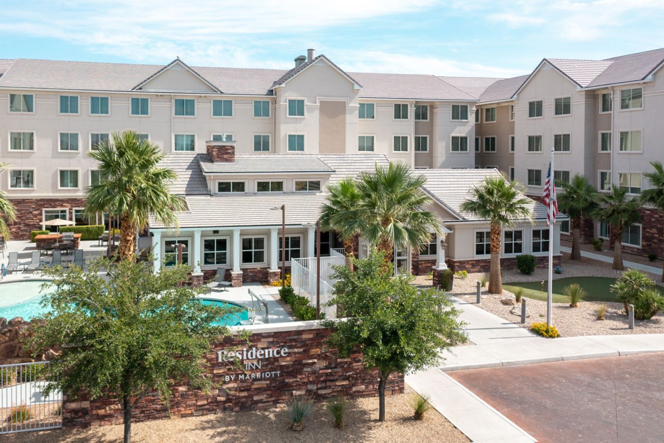 Residence Inn Las Vegas Airport exterior and pool