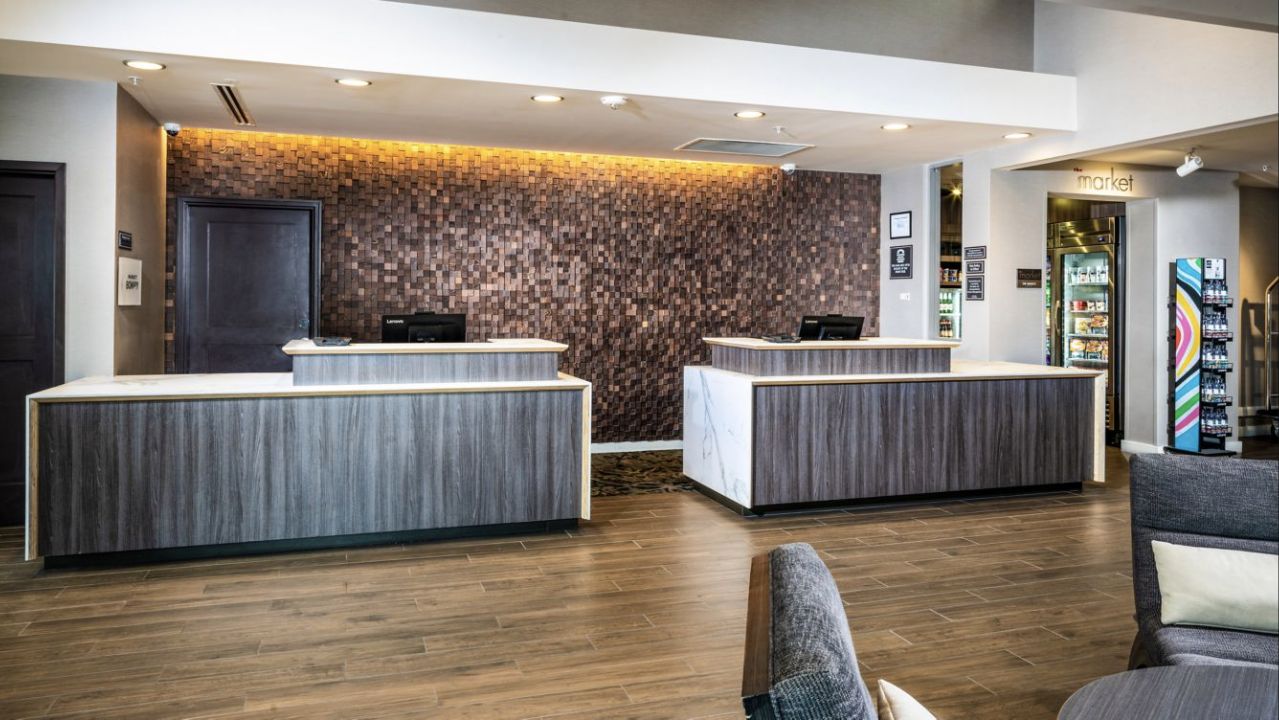 Residence Inn Las Vegas South/Henderson front desk and lobby