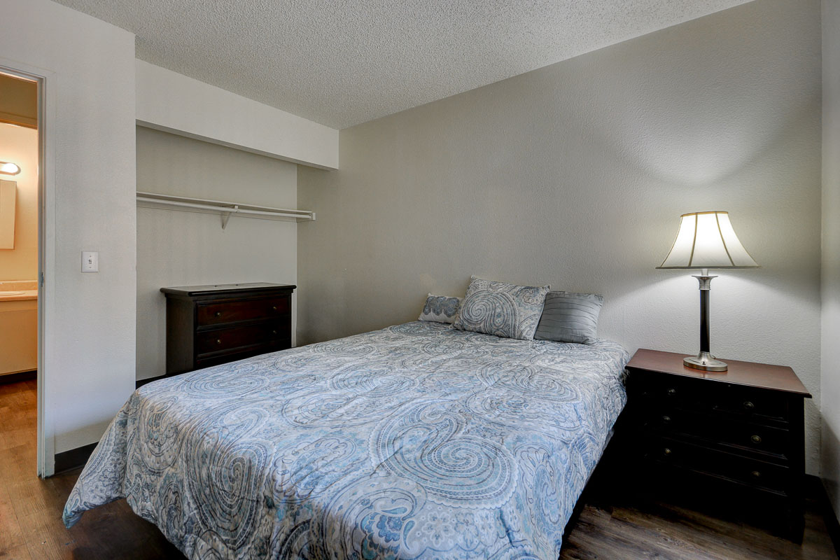 Siegel Suites Craig furnished bedroom