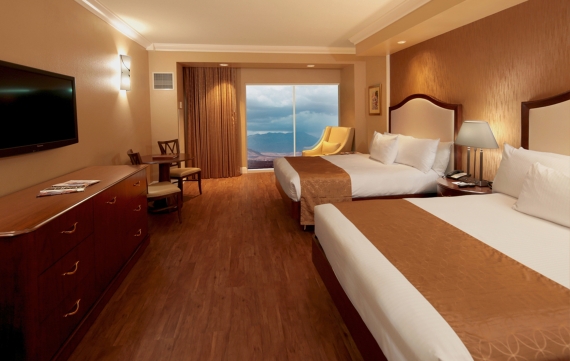 South Point premium two queen guest room