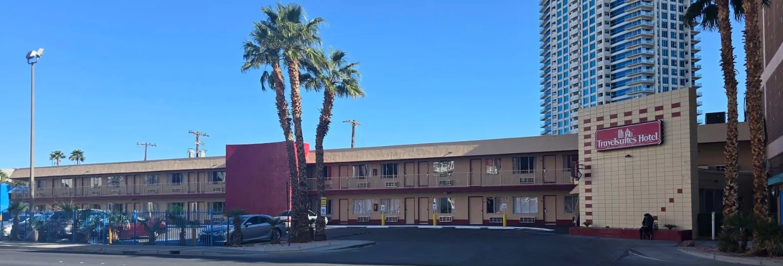 Travelsuites Inn official property exterior