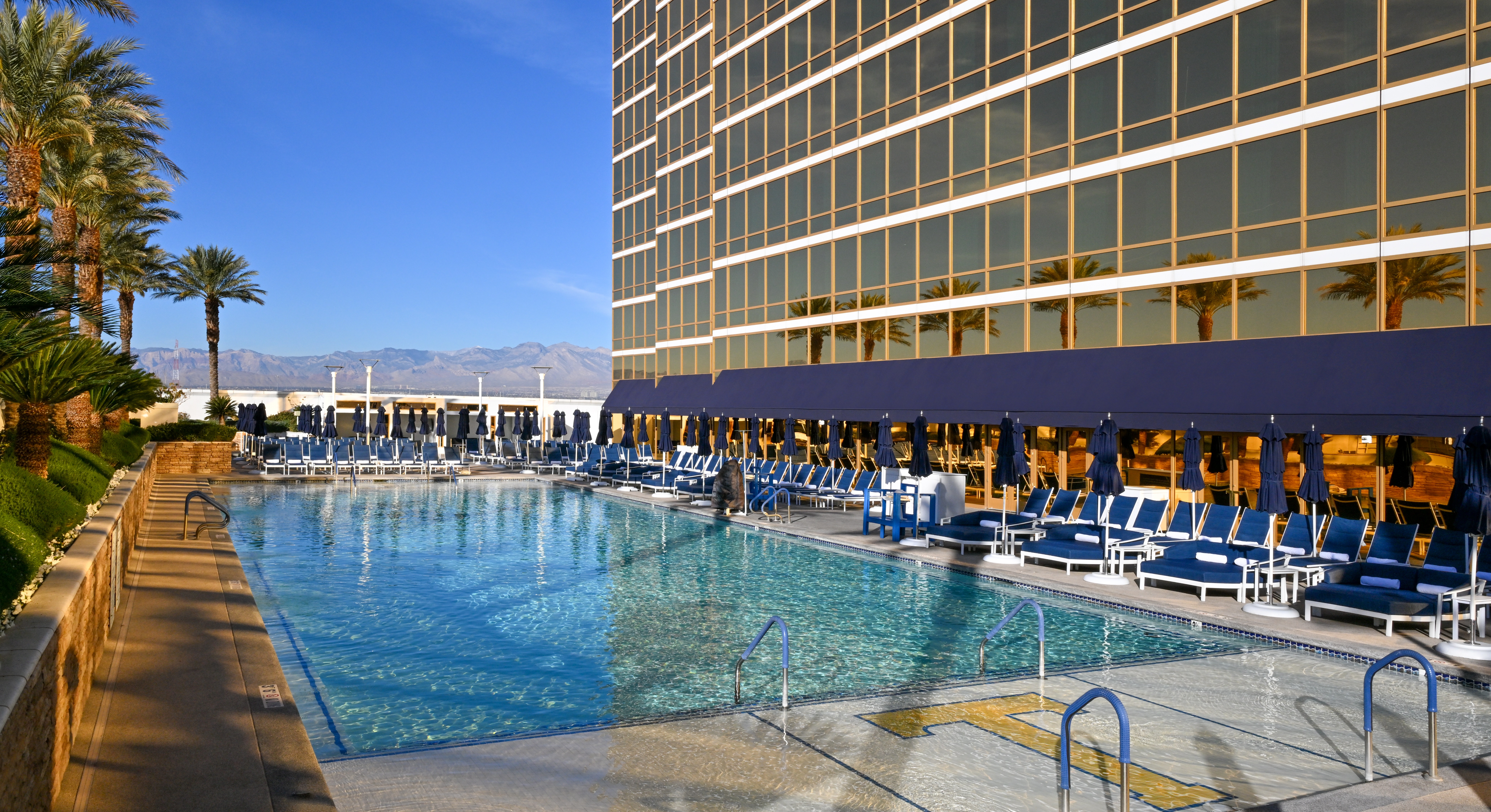Trump International Hotel Las Vegas outdoor pool