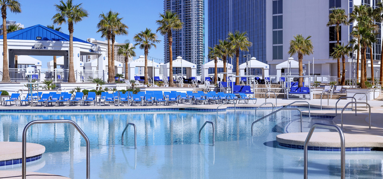 Westgate Las Vegas Resort and Casino outdoor pool
